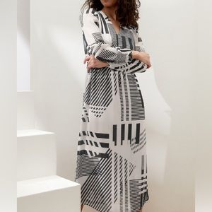 New Banana Republic V-neck Maxi Dress
